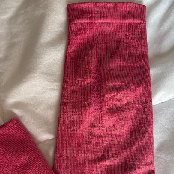 Pink Activewear Set - Picture 6 of 11